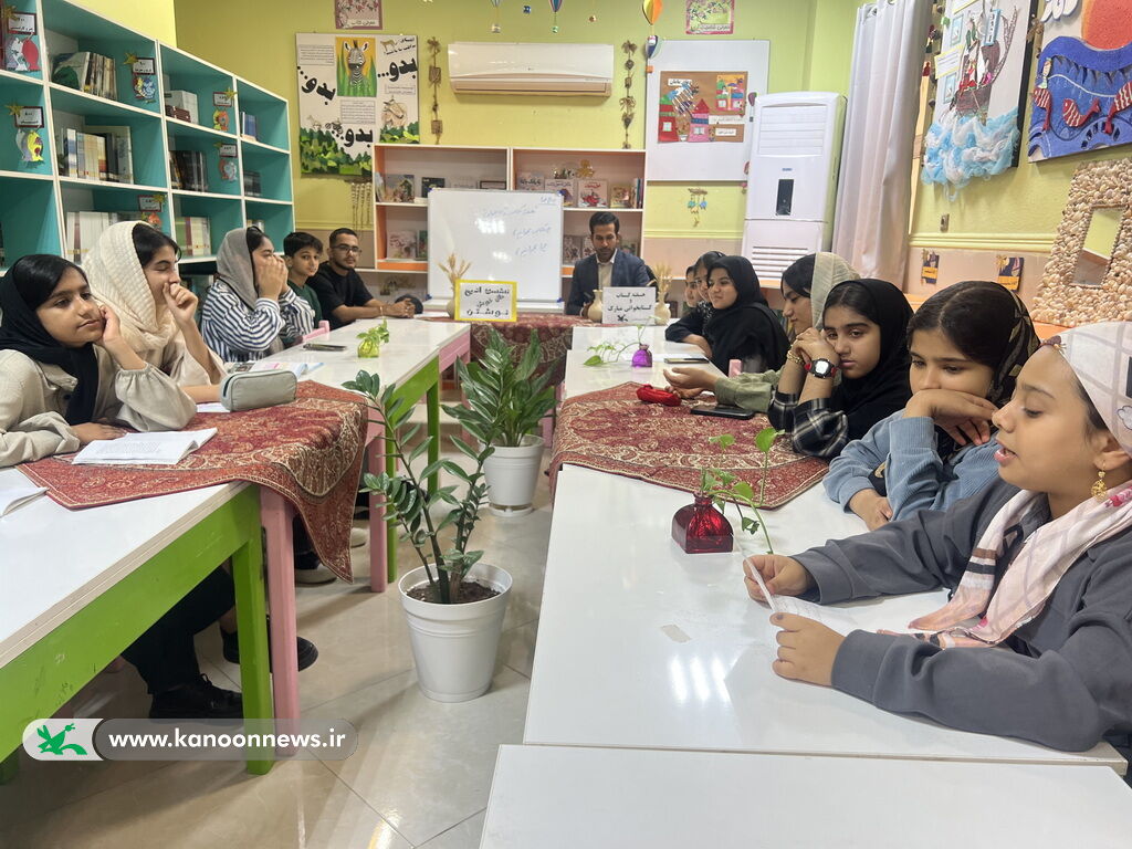 نشست ادبی "حالِ خوشِ نوشتن" در مرکز سیراف برگزار شد