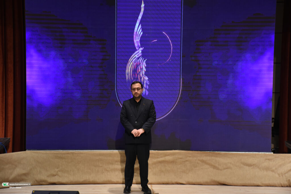 همه کودکان باید شیرینی زبان فارسی را تجربه کنند