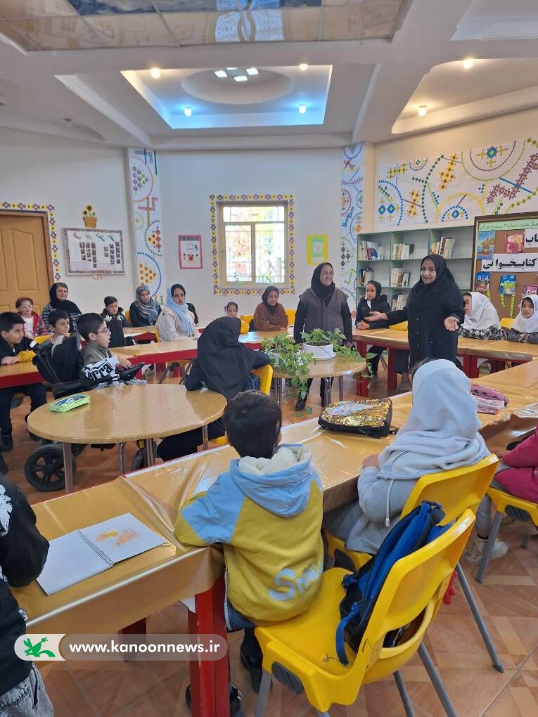 جشنواره کوچک «دوستی با کتاب» ویژه کودکان دارای نیازهای ویژه در سنندج