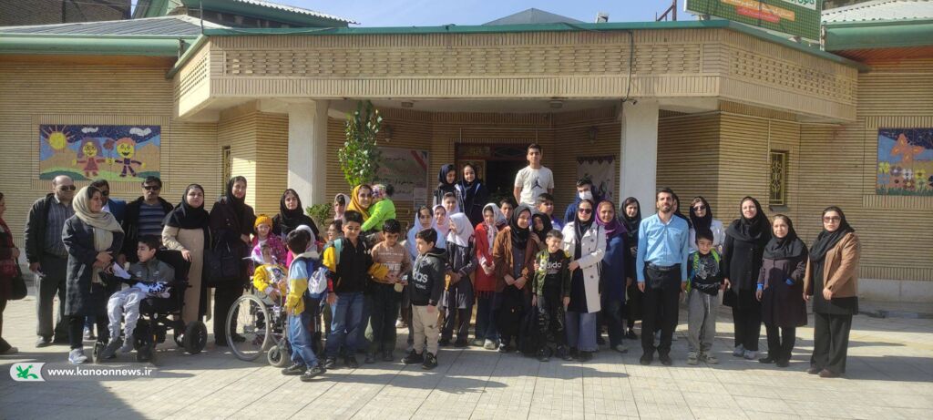 جشنواره کوچک «دوستی با کتاب» ویژه کودکان دارای نیازهای ویژه در سنندج