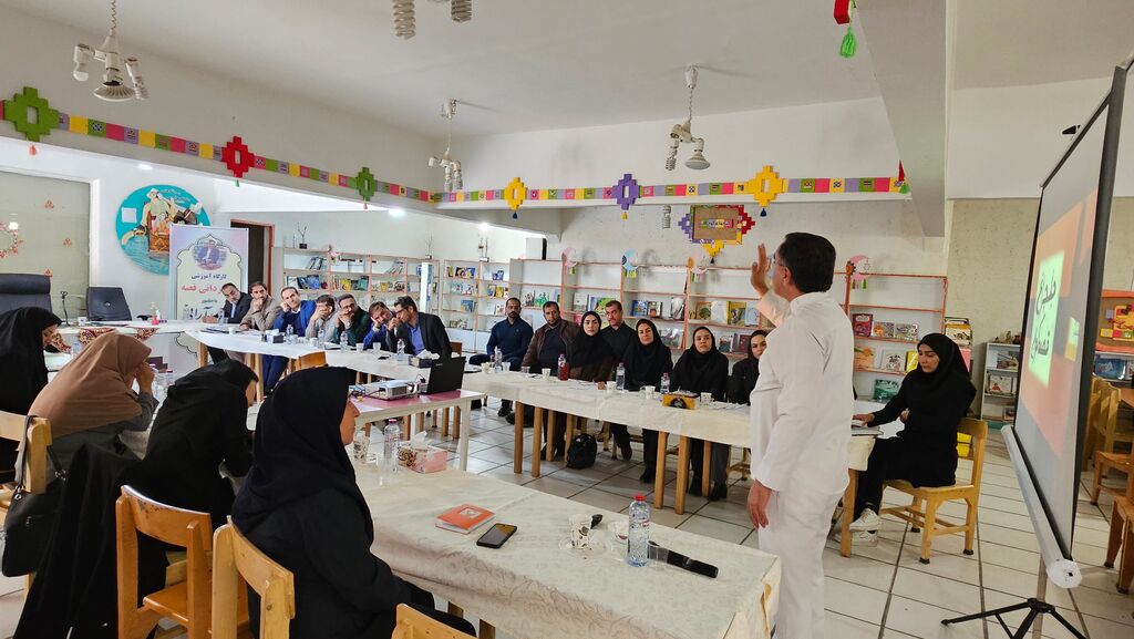 کارگاه آموزشی «کارگردانی در قصهگویی» در برای مربیان کانون پرورش فکری کهگیلویه و بویراحمد