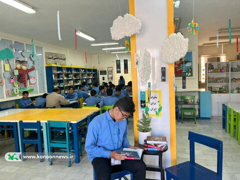 ویژه‌برنامه‌های هفته کتاب و کتاب‌خوانی در مراکز کانون استان بوشهر 5