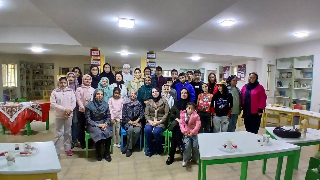 «فصل کتاب» در مرکز ۲۵؛ یادمان نادر ابراهیمی با حضور همسرش فرزانه منصوری