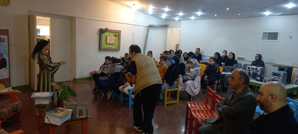 «محمد میرکیانی در مرکز ۱۵؛ تجربههای نویسندگی و اهمیت کتابخوانی»