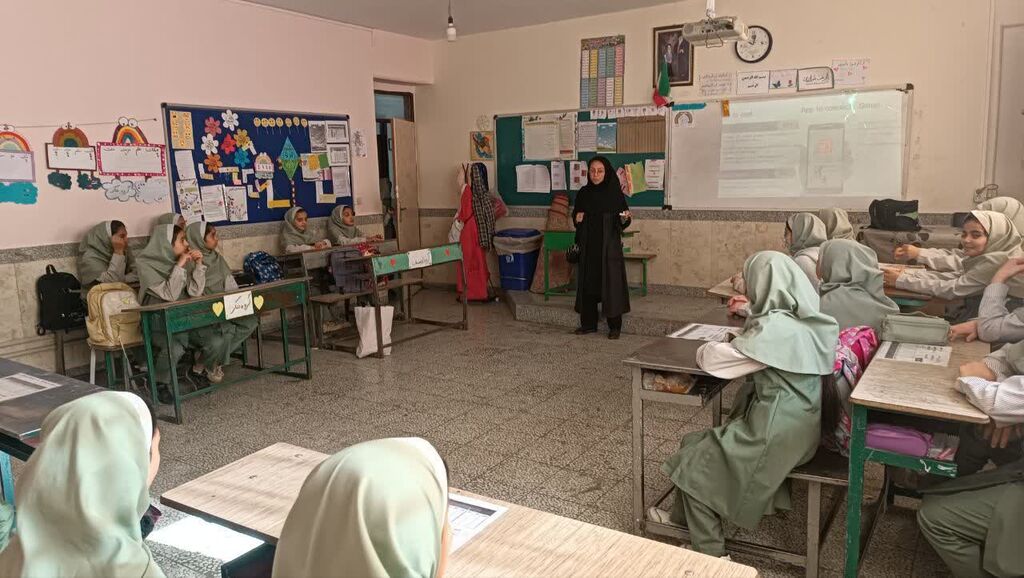 ترویج قصه‌گویی در مدارس برای با حضور فعال کانون همدان