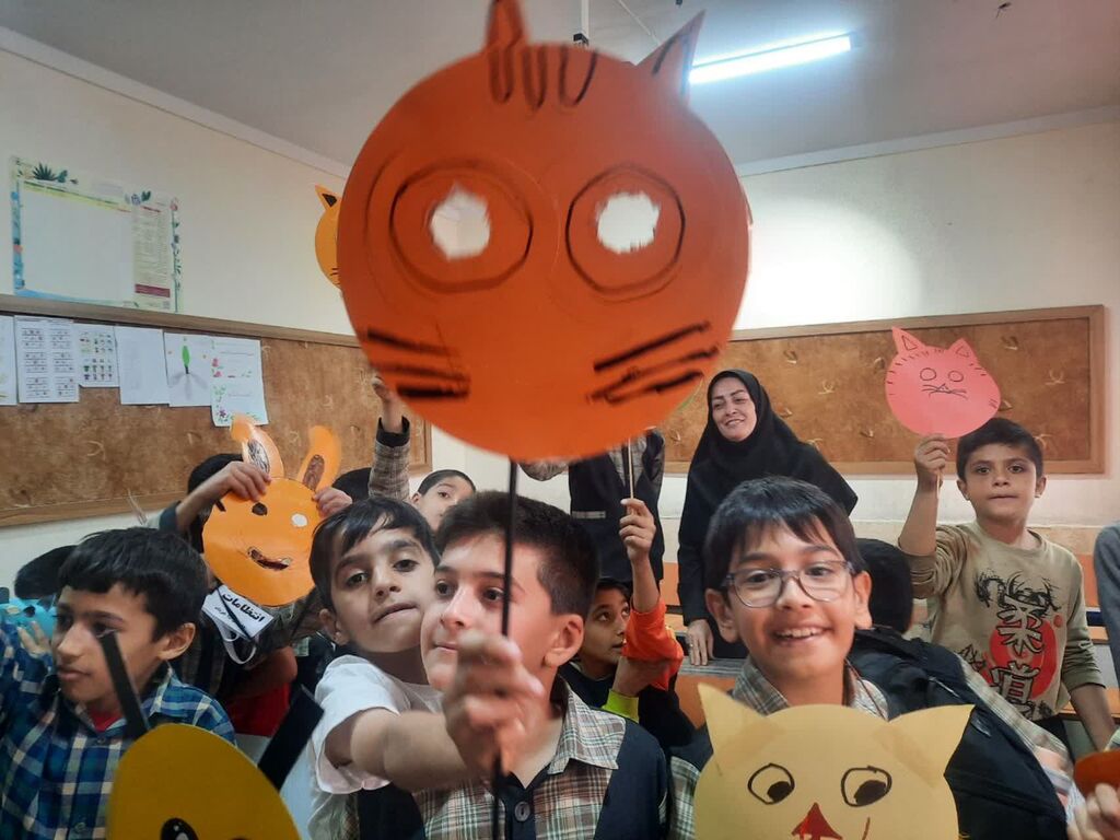 ترویج قصهگویی در مدارس برای با حضور فعال کانون همدان