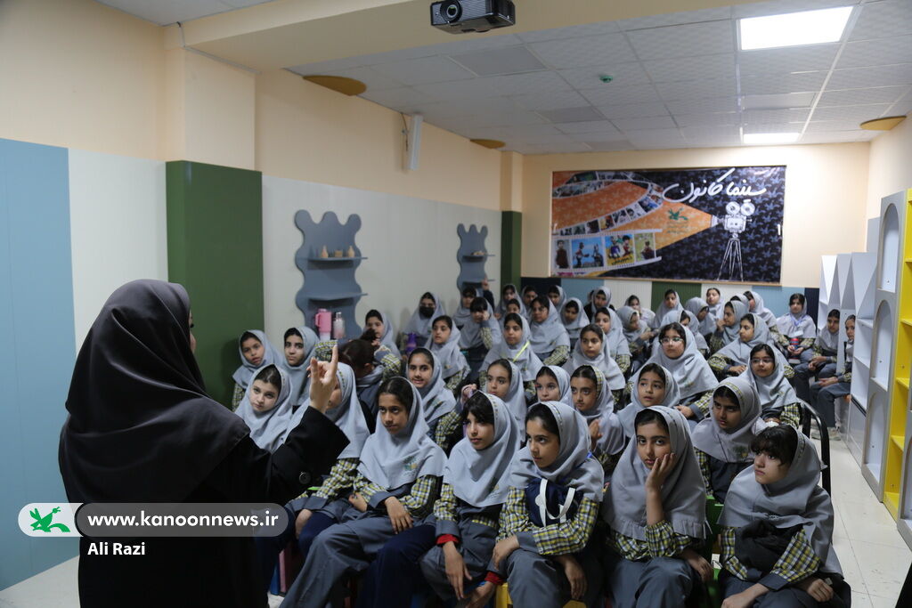 برپایی نمایشگاه کتابسازی کودکان در مرکز شماره ۱ کانون بوشهر