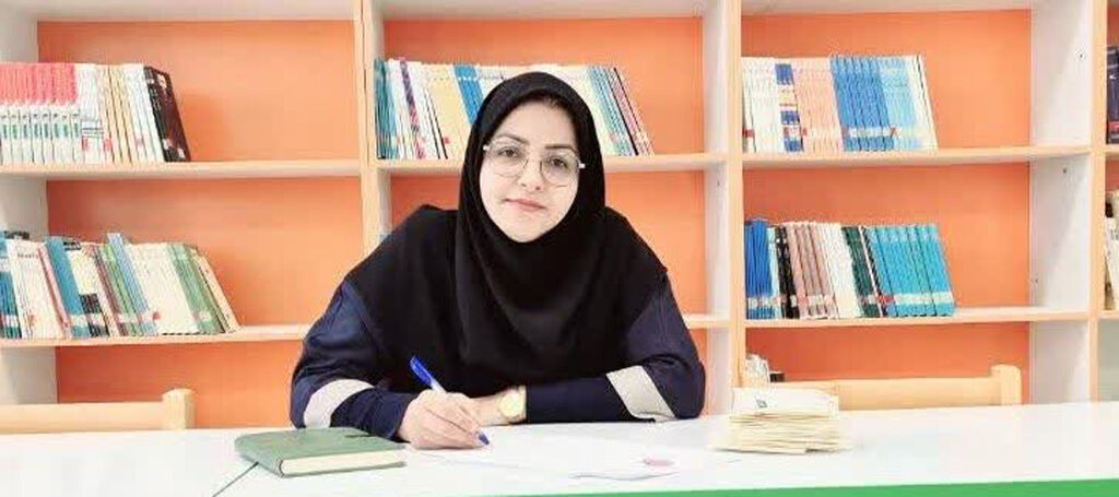 مربی آفرینشهای ادبی کانون استان یزد خوش درخشید