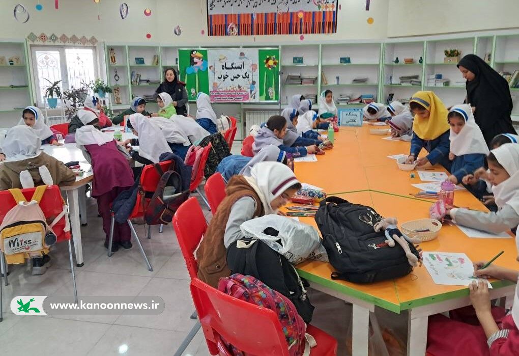 ویژهبرنامه هفته بسیج و یادواره شهدا در مرکز فرهنگی، هنری شماره (۵) سنندج