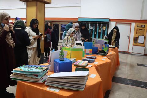 مهرواره کتابدوست