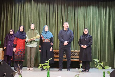 مهرواره کتابدوست