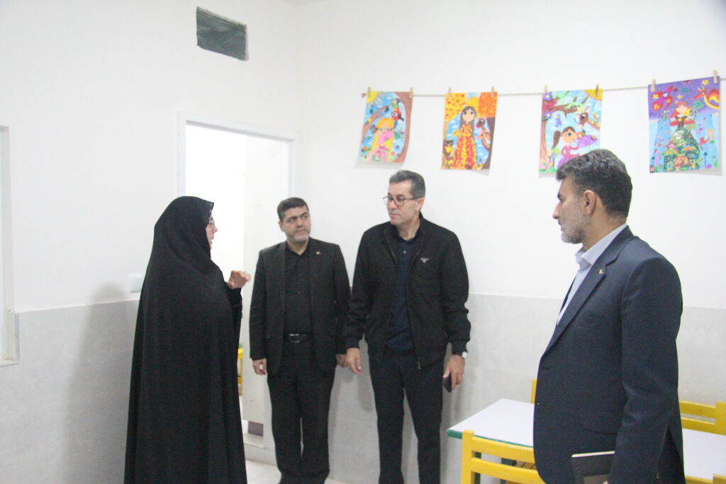 بازدید مشترک مدیرکل کانون و نماینده مردم مهاباد در مجلس شورای اسلامی از مراکز فرهنگیهنری کانون