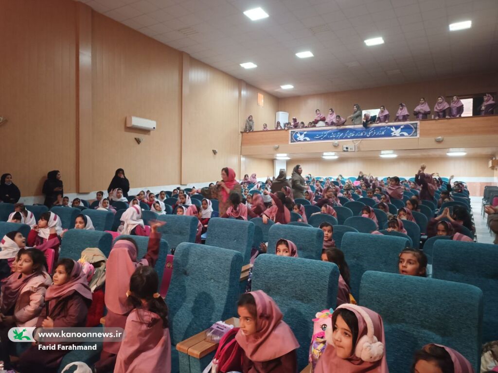 کانون سیستان و بلوچستان با «قصه‌گویی و بازی و هیجان» میزبان دانش‌آموزان کتاب‌دوست