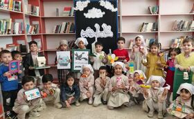 کارگاه کاردستی مادر و کودک تلفیقی از خلاقیت، همدلی و تکریم مقام حضرت زهرا(س)