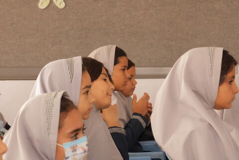 طرح اهدای قفسه‌های کتاب کانون چهارمحال و بختیاری