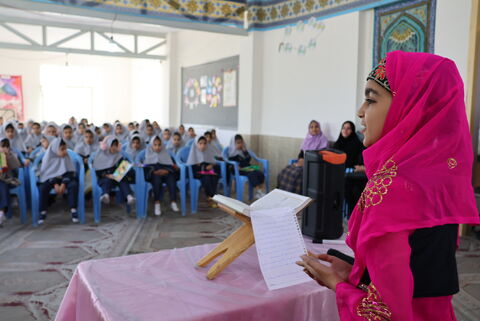 اجرای طرح اهدای قفسه‌های کتاب کانون چهارمحال و بختیاری (1)