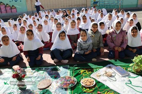 طرح اهدای قفسه‌های کتاب کانون چهارمحال و بختیاری به مدارس محروم(2)