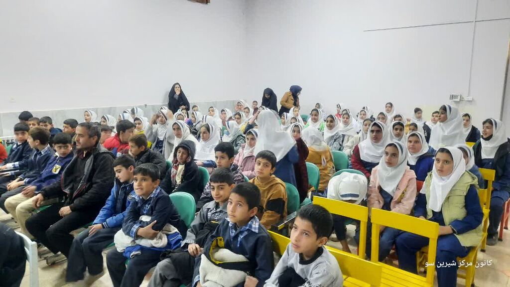 اجرای برنامههای فرهنگی و دینی در مراکز کانون همدان