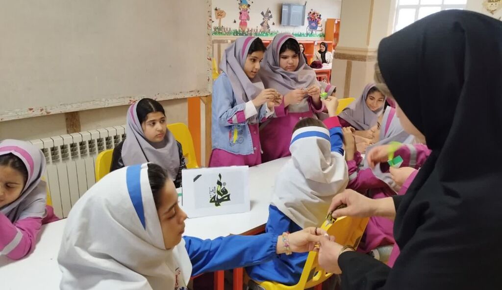 در سوگ حضرت فاطمه (س) ویژه‌برنامه مرکز شماره ۱۳ شهر کرمانشاه