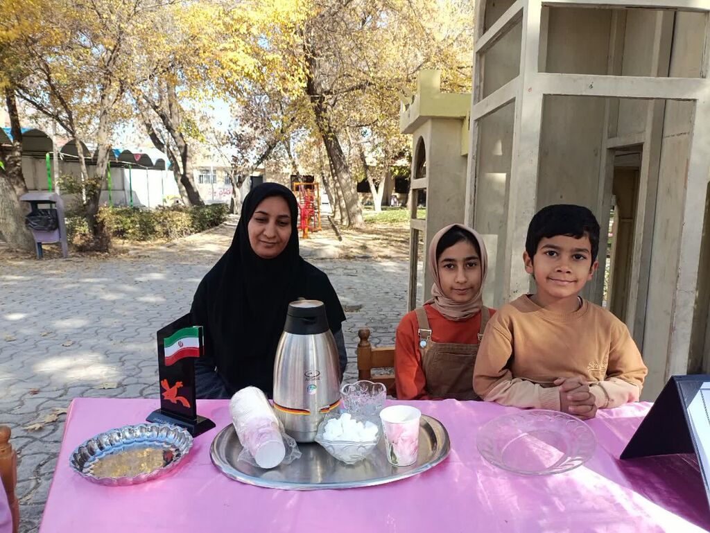 برگزاری برنامه «کافه کتاب» در باغ ملی قوچان