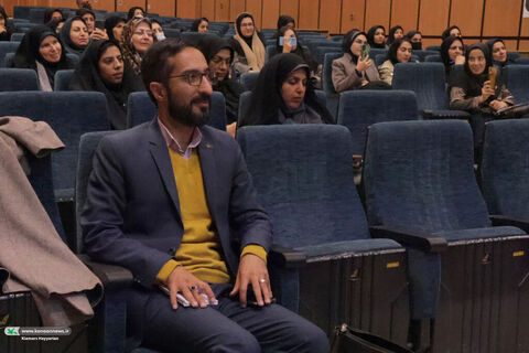 دوره‌ی آموزشی فنون و مهارتهای قصه‌گویی در کانون چهارمحال و بختیاری