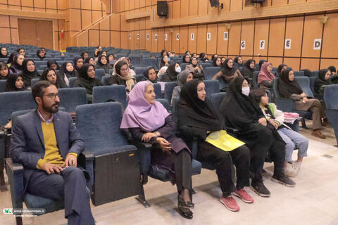 دوره‌ی آموزشی فنون و مهارتهای قصه‌گویی در کانون چهارمحال و بختیاری