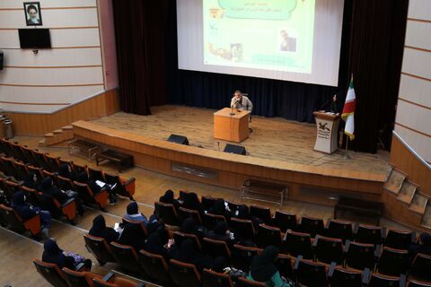 نشست آموزشی «معیارهای قصه‌گویی جشنواره‌ای» در مازندران