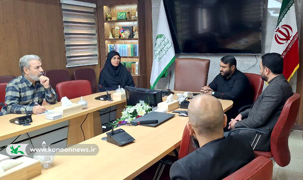 تفاهم‌نامه اجرای دو نمایش کودک و نوجوان درکانون لرستان امضا شد