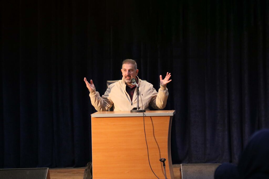 نشست آموزشی «معیارهای قصهگویی جشنوارهای» در مازندران برگزار شد