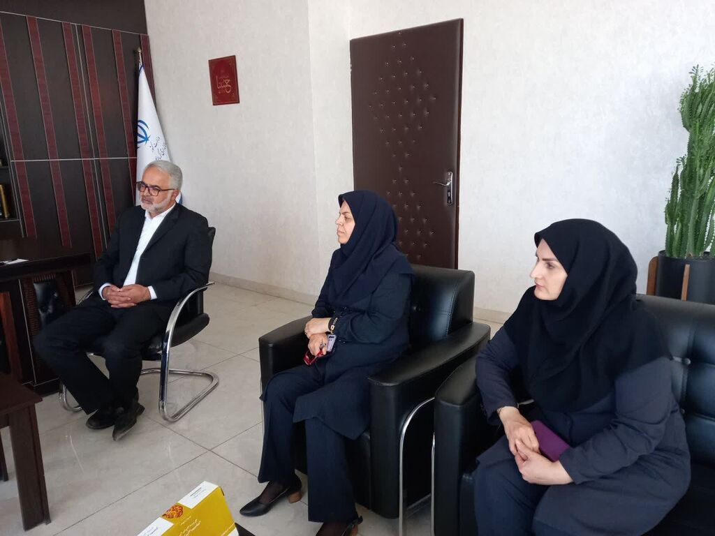 دیدار سرپرست کانون کرمانشاه با فرماندار