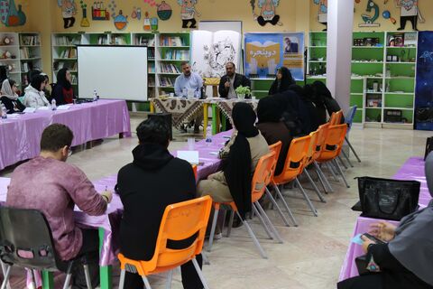 نشست ادبی دوپنجره در کانون مازندران