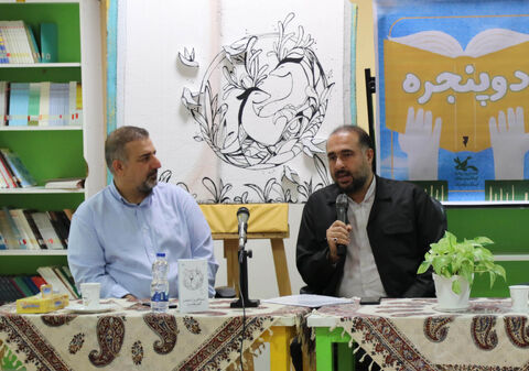 نشست ادبی دوپنجره در کانون مازندران