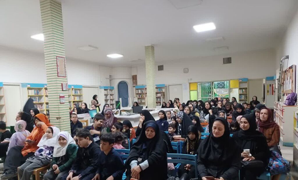 «آیین بوی یاس؛ روایت سیره حضرت زهرا (س) درمرکز ۳۲»