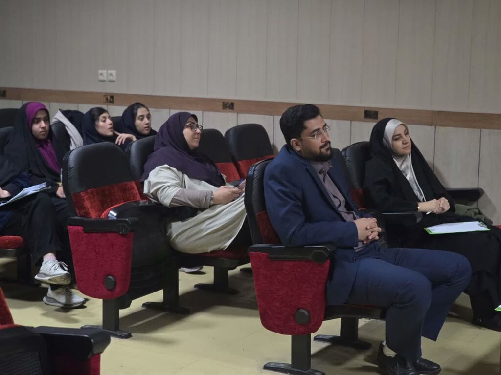 اردوی اعضای باشگاه فراتئاتر برگزار شد