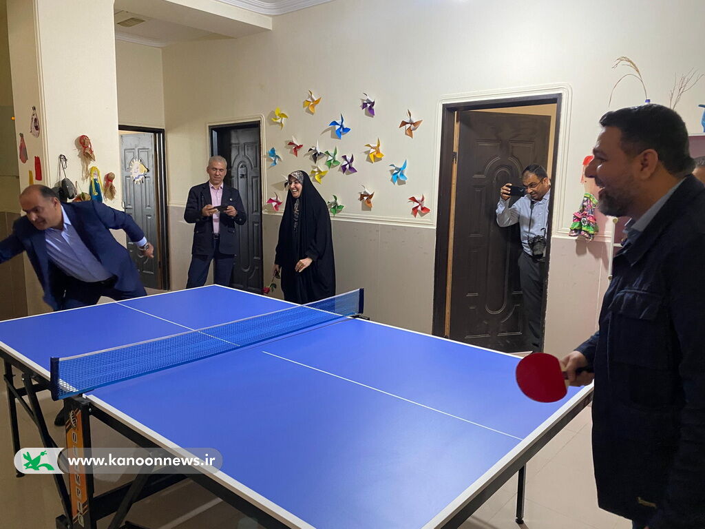 گشایش نمایشگاه آثار دومین مسابقه منطقه‌ای عکاسی خلیج فارس در مرکز فرهنگی نخل تقی