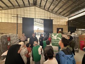 اردوی علمی اعضای کانون بندرگز از کارخانه صنعتی