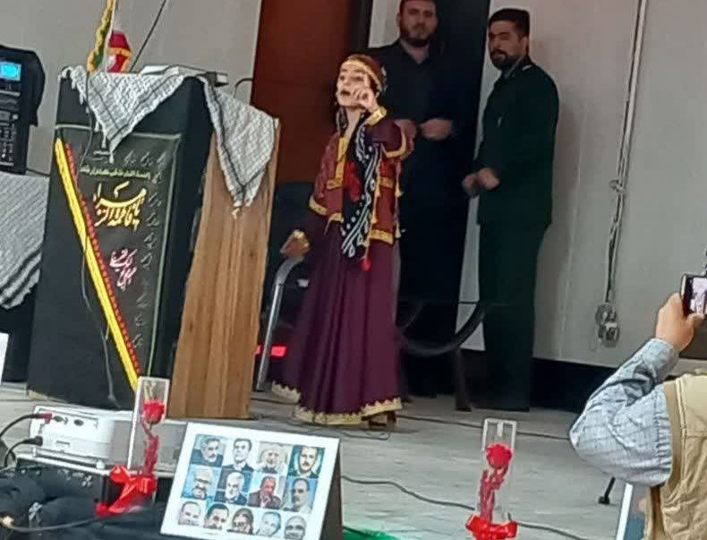 امام جمعه کرندغرب از عضو کودک هنرمند کانون تجلیل کرد