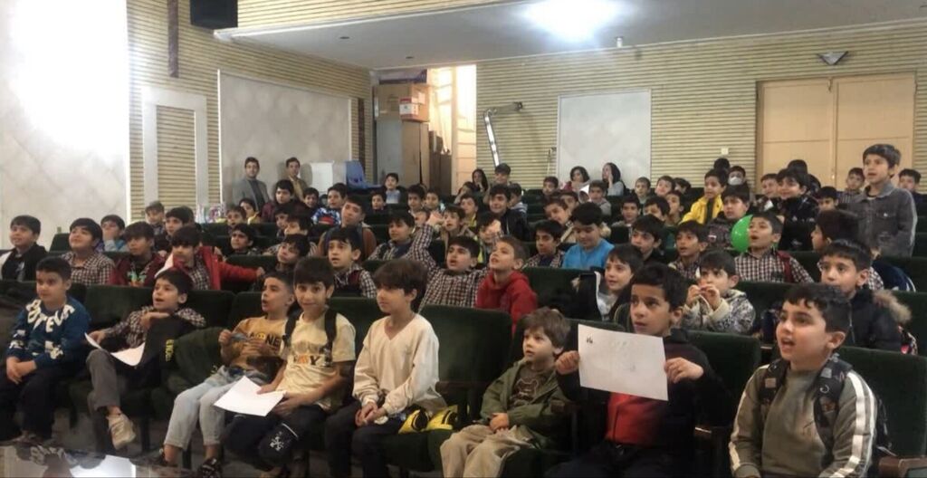 انیمیشن سینمایی یوز در مرکز شماره ۱ صحنه به نمایش درآمد