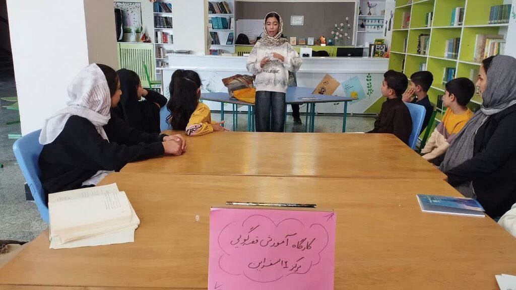 مراکز کانون یکصدا در حال ضبط قصهها