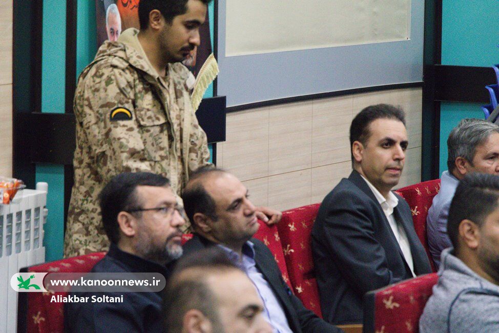 حضور شهید گمنام در اداره‌کل کانون لستان کرمان