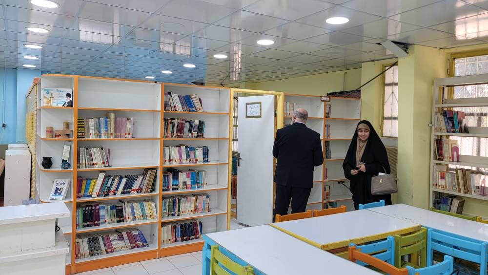 بررسی توسعه فعالیتهای فرهنگی و تقویت زیرساختهای حوزه کودک و نوجوان حاجی آباد