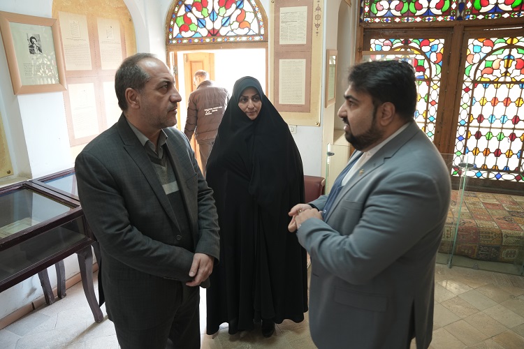 افتتاح دبیرخانهی بیستوهفتمین جشنواره بینالمللی قصهگویی در اصفهان