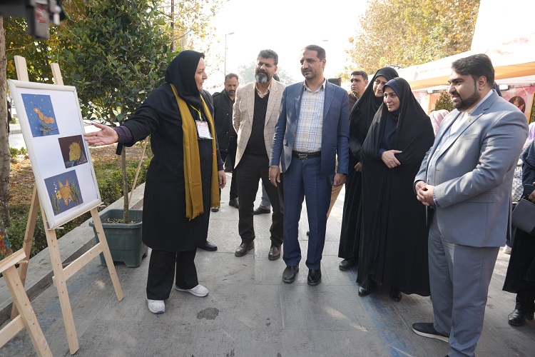 زیبایی پاییز با آیین گشایش جشنواره‌ی برگ‌ریزان کانون رقم خورد