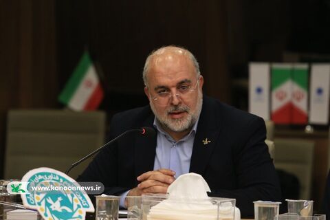 معاونان و مدیران  ستادی کانون در نشست با مربیان هرمزگان