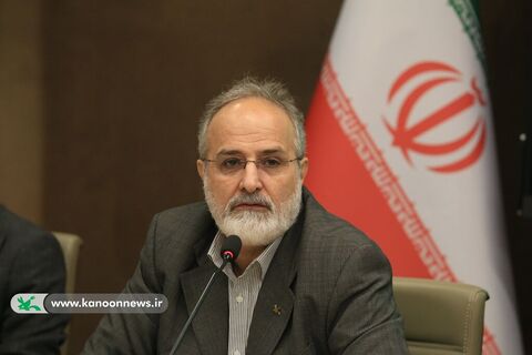 معاونان و مدیران  ستادی کانون در نشست با مربیان هرمزگان