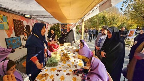 آیین گشایش جشنواره‌ی برگ‌ریزان پاییزی کانون استان اصفهان به روایت تصویر