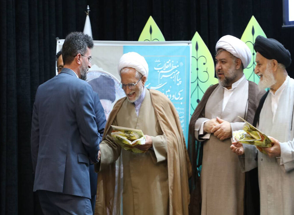 کانون گیلان در عرصه ترویج فرهنگ نماز شایسته تجلیل شناخته‌شد