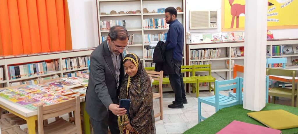 بازدید معاونین کانون پرورش فکری کودکان و نوجوانان از مرکز فرهنگی،هنری هرمز