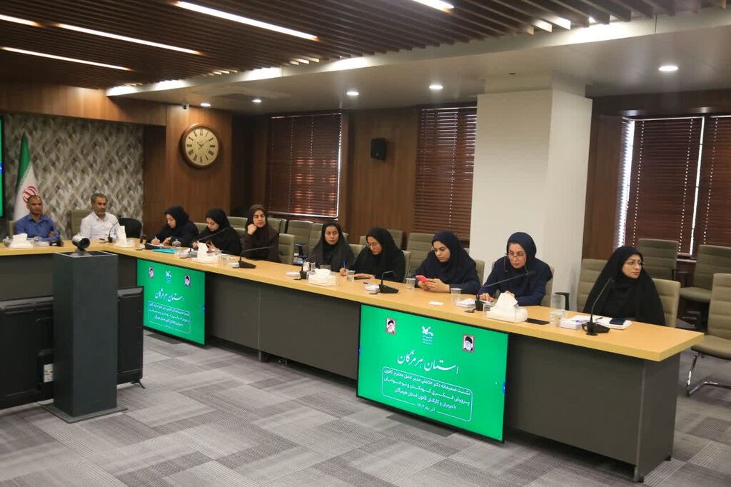 مربیان باید به اخلاق و رفتار اسلامی آراسته باشند/ مربیان قلب تپنده کانون