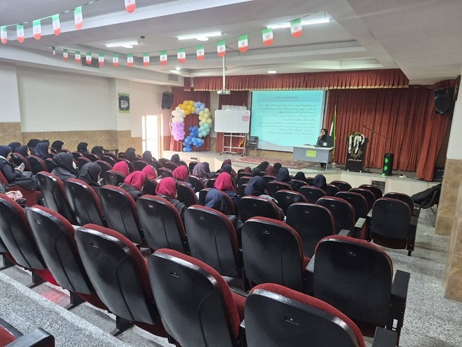 نشستهای تخصصی قصهگویی مربیان کانون با مربیان پیش دبستانی نواحی ششگانه آموزش و پرورش اصفهان